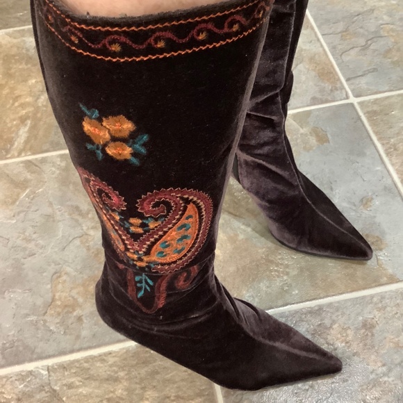 Fab Boho Suede Boots - Picture 9 of 11